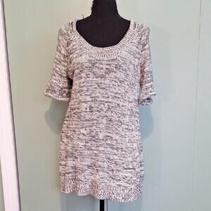 Cabi Black And White Short Sleeve Knit Sweater Size Medium